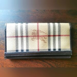 Burberry Wallet Authentic. Monogram Dark Leather. 7 x 4